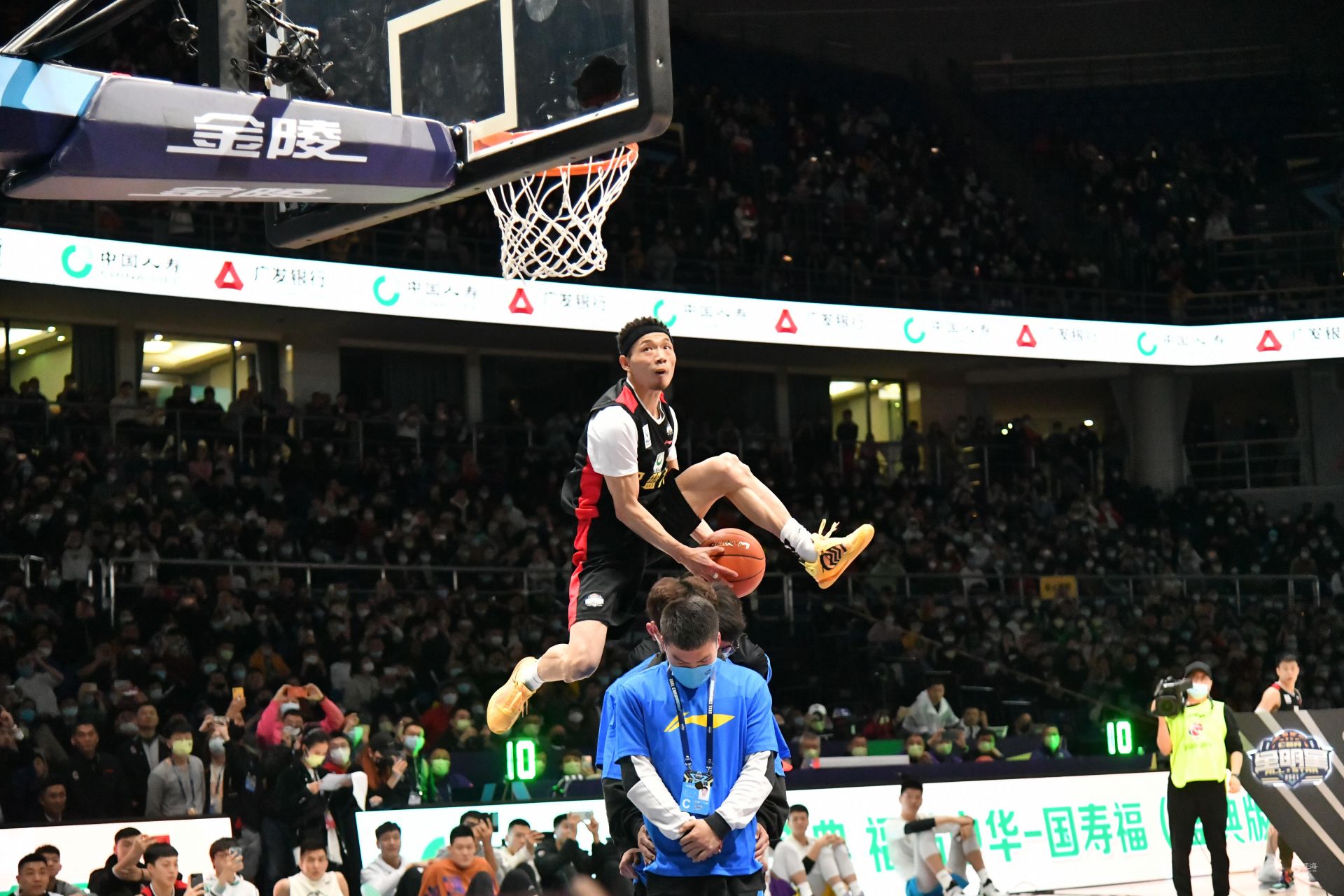 的競爭格局 的競爭格局